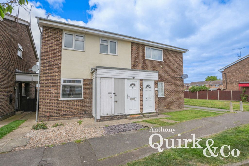 Additional image 4 of 1 bed maisonette for saleHilton Road, Canvey Island SS8