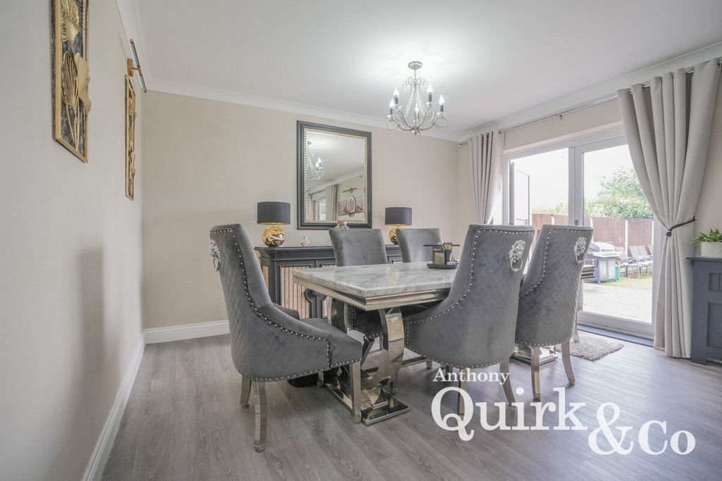 Additional image 6 of 4 bed detached house for saleBeach House Gardens, Canvey Island SS8