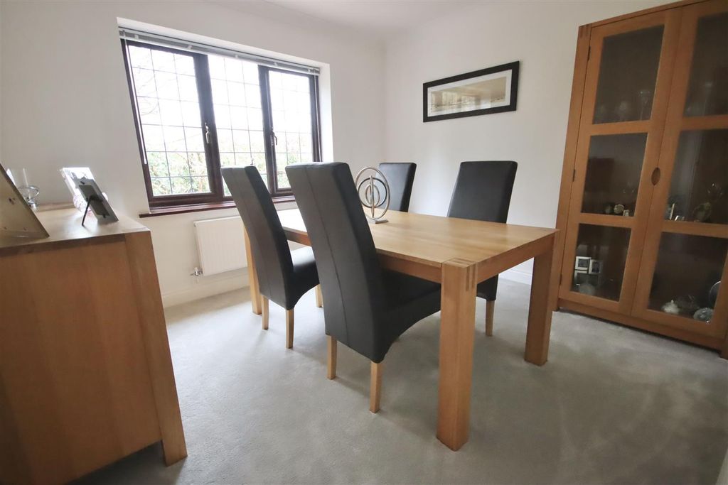 Additional image 7 of 4 bed detached house for saleExeter Close, Chippenham SN14