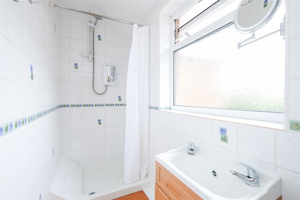 Additional image 16 of 4 bed detached house for saleOakwood Road, Burgess Hill RH15