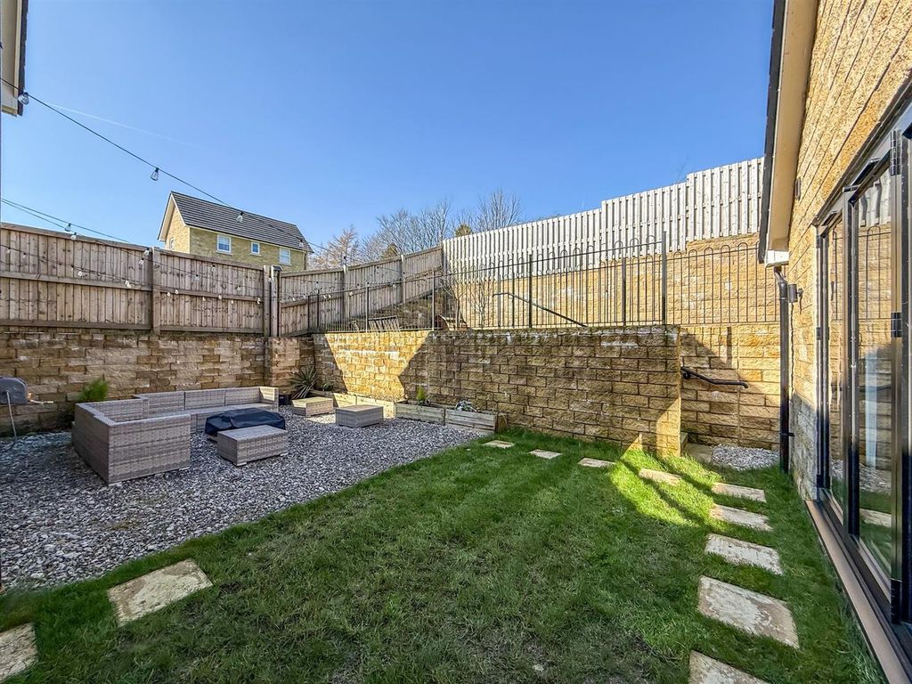 Additional image 25 of 5 bed detached house for saleSilkstone Crescent, Buxton SK17