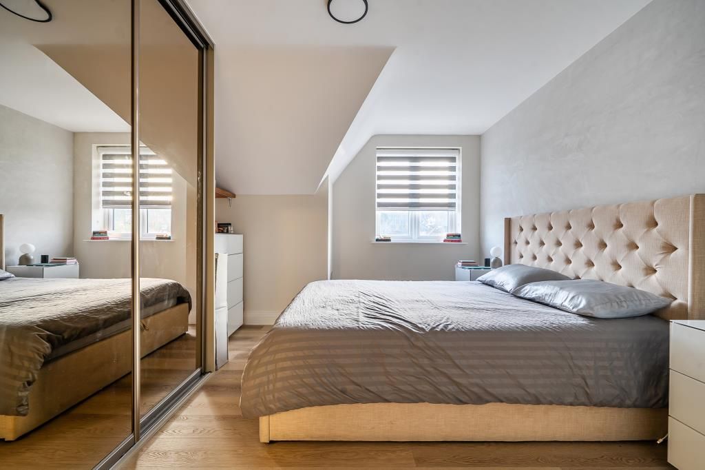 Additional image 12 of 2 bed flat for saleChesham, Buckinghamshire HP5
