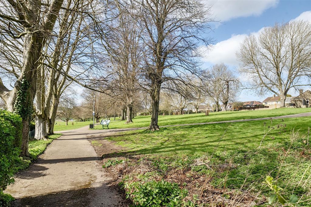 Additional image 18 of 2 bed flat for saleMonkton Park, Chippenham SN15