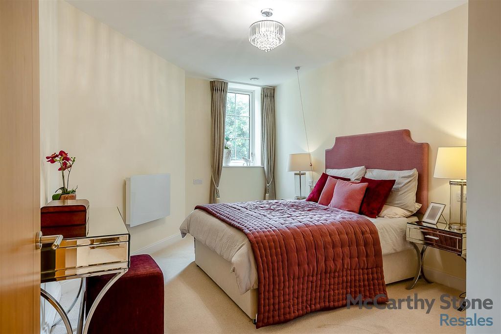 Additional image 16 of 1 bed flat for saleWatson Place, Trinity Road, Chipping Norton, Oxfordshire OX7