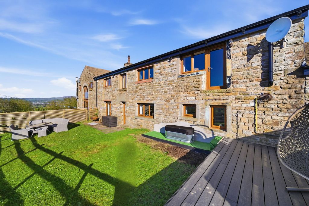 Additional image 21 of 4 bed barn conversion for saleGlen View Road, Burnley BB11