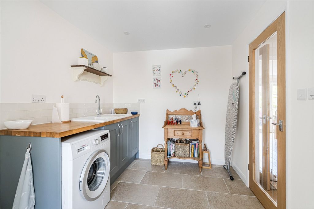 Additional image 10 of 3 bed semi-detached house for saleHillwerke, Chinnor, Oxfordshire OX39