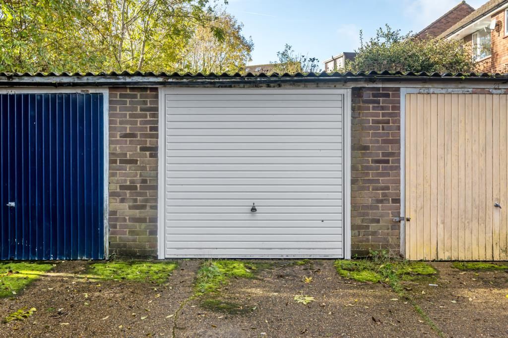 Additional image 6 of 2 bed maisonette for saleChesham, Buckinghamshire HP5