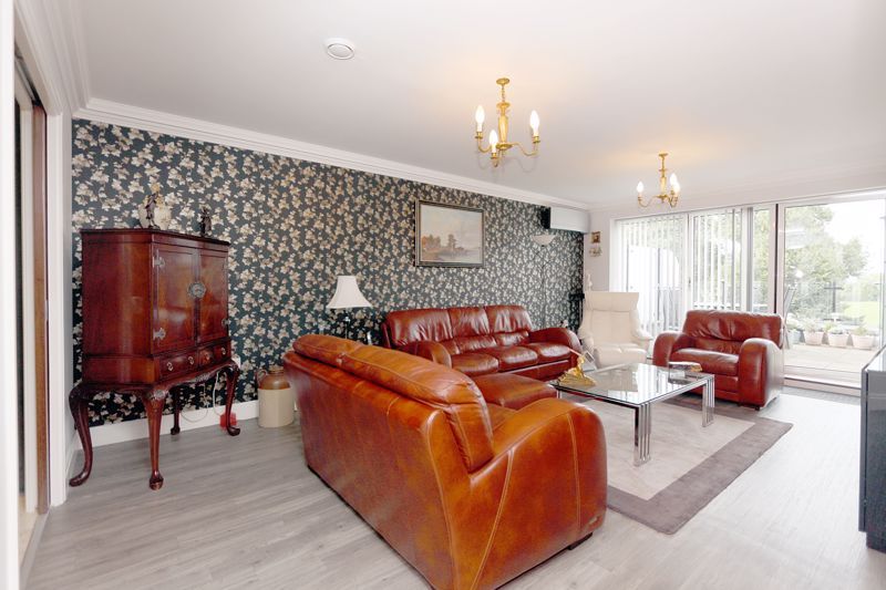 Additional image 7 of 3 bed flat for saleRegency Apartments, Manor Road, Chigwell IG7