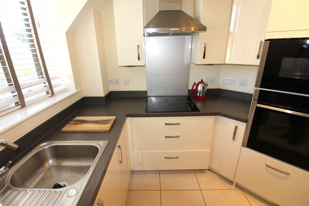 Additional image 13 of 2 bed flat for saleTrinity Road, Chipping Norton OX7