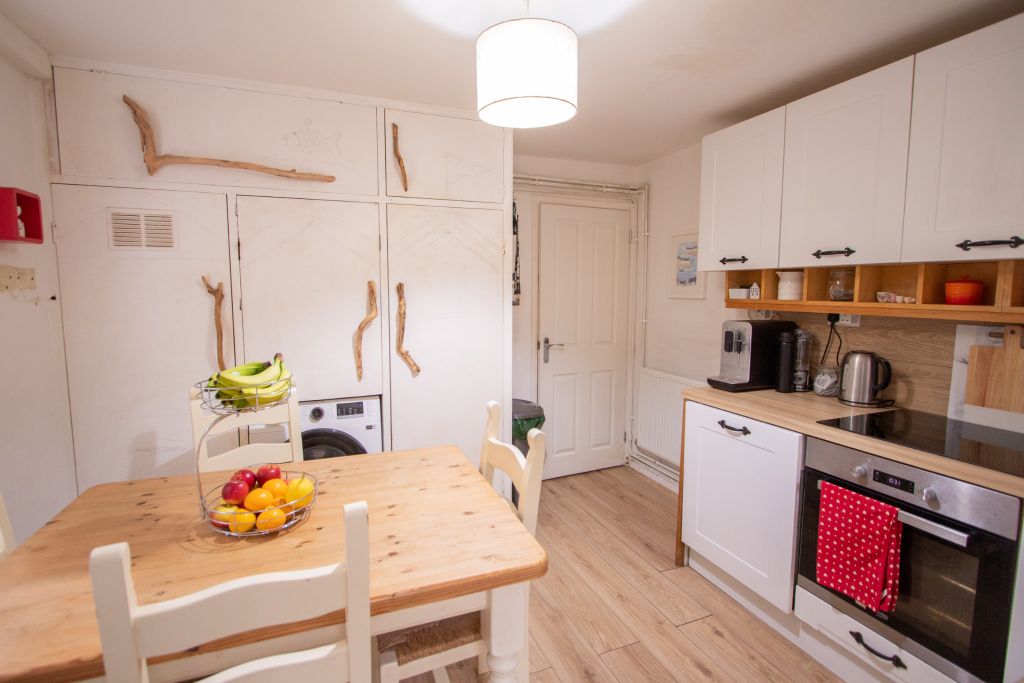 Additional image 4 of 3 bed flat for saleStella Maris, 37 Station Road, Budleigh Salterton EX9