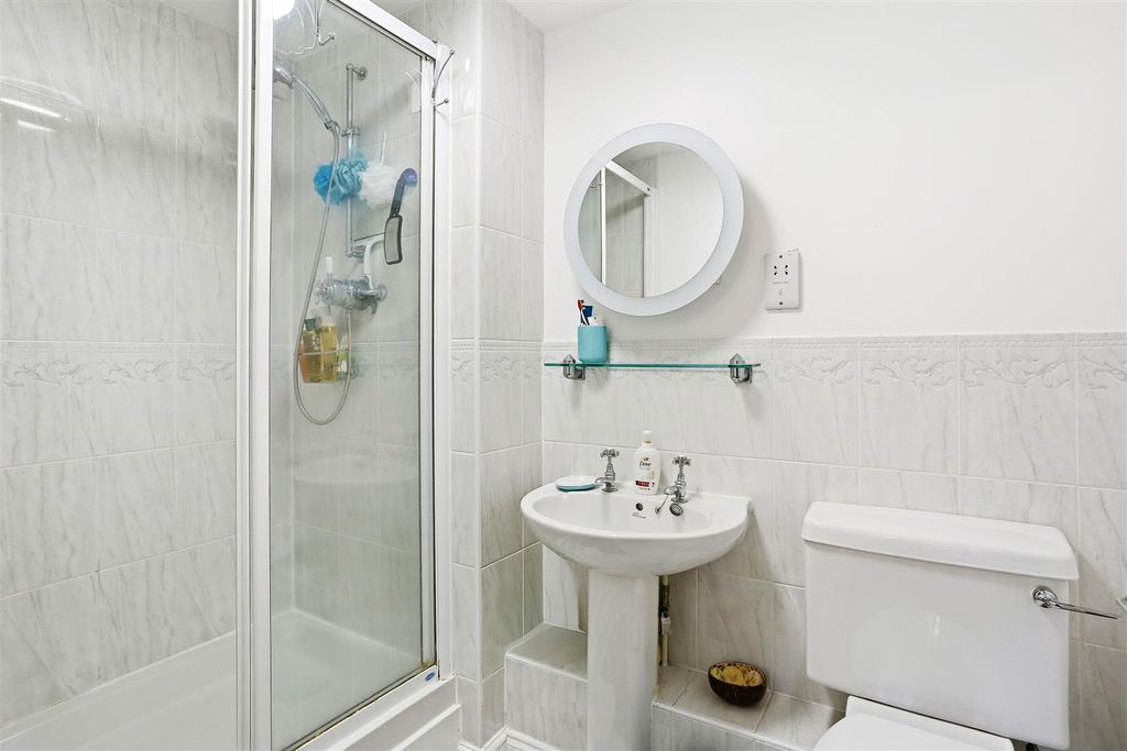 Additional image 11 of 2 bed flat for saleRochester Road, Carshalton SM5