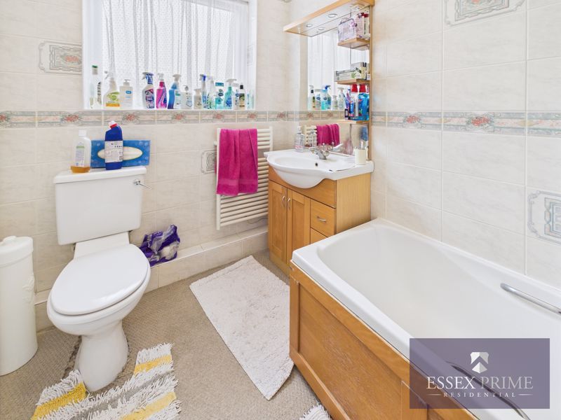 Additional image 17 of 2 bed maisonette for saleTwo Bedroom Maisonette Tower Road, Clacton-On-Sea CO15