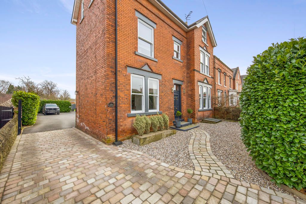 Additional image 30 of 6 bed detached house for saleChatsworth Road, Chesterfield S40