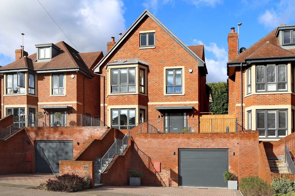 6 bed country house for saleDeanway, Chalfont St. Giles, Buckinghamshire HP8