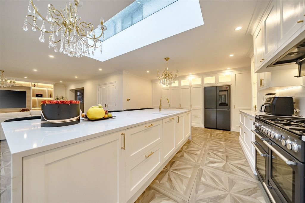 Additional image 24 of 5 bed detached house for saleMarlings Park Avenue, Chislehurst BR7