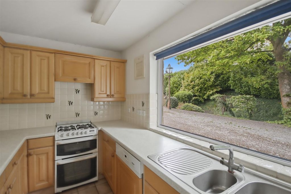 Additional image 5 of 4 bed detached bungalow for saleHady Hill, Hady, Chesterfield S41
