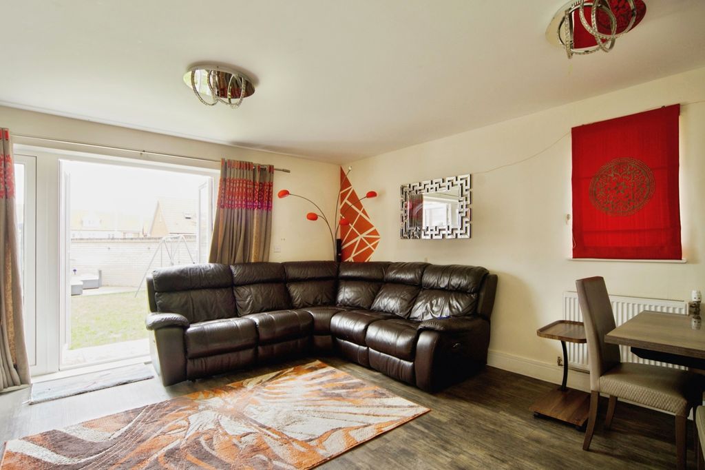 Additional image 6 of 4 bed end terrace house for saleAlderwood Terrace, Chigwell IG7