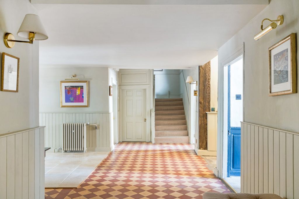 Additional image 2 of 10 bed town house for salePark Street, Cirencester, Gloucestershire GL7
