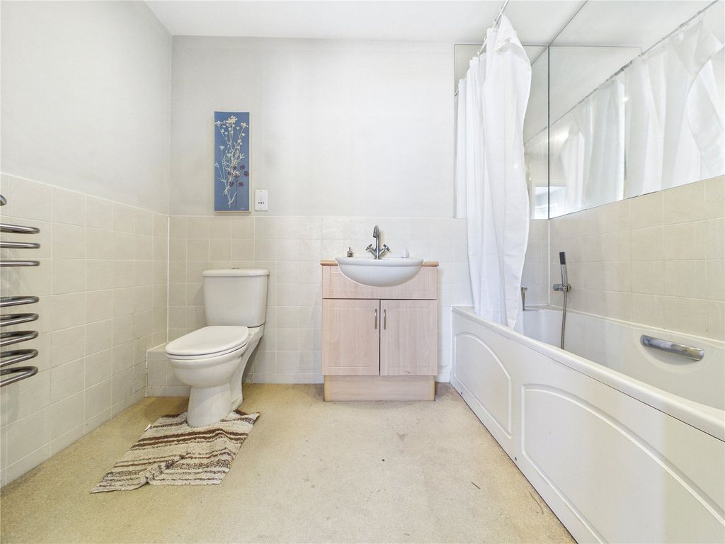Additional image 9 of 3 bed flat for saleDove House Meadow, Great Cornard, Sudbury, Suffolk CO10