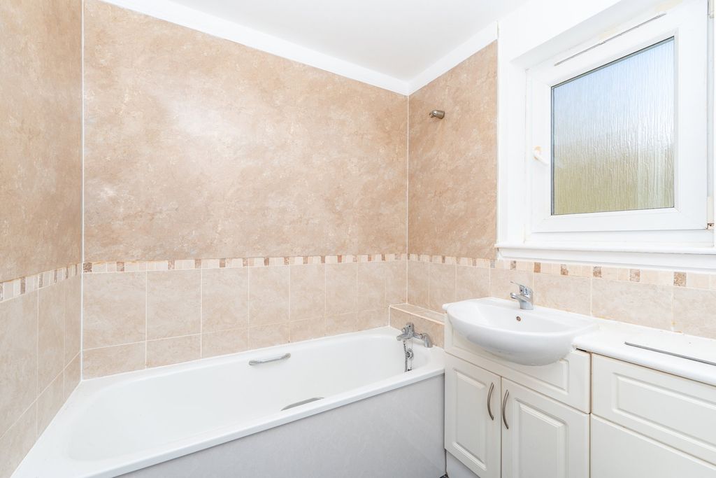 Additional image 9 of 2 bed flat for saleMill Street, Kirkcaldy KY1