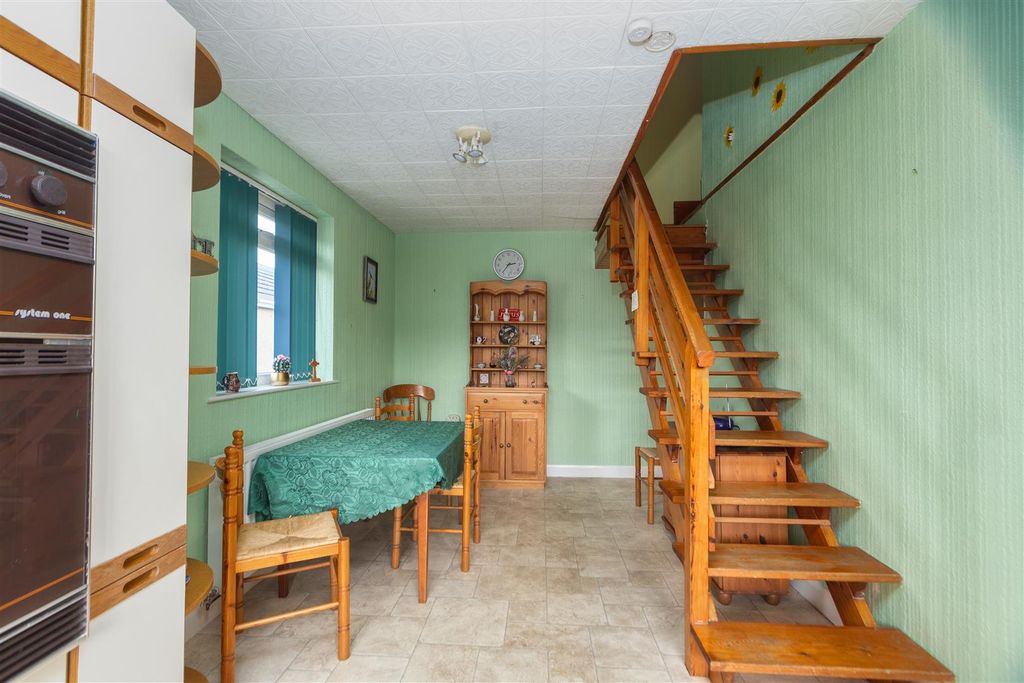 Additional image 3 of 3 bed semi-detached bungalow for saleLongacre Close, Carnforth LA5