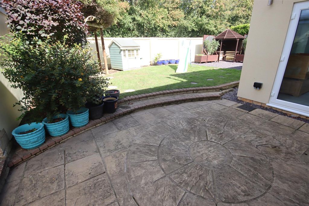 Additional image 18 of 5 bed detached house for saleChamberlain Road, Chippenham SN14