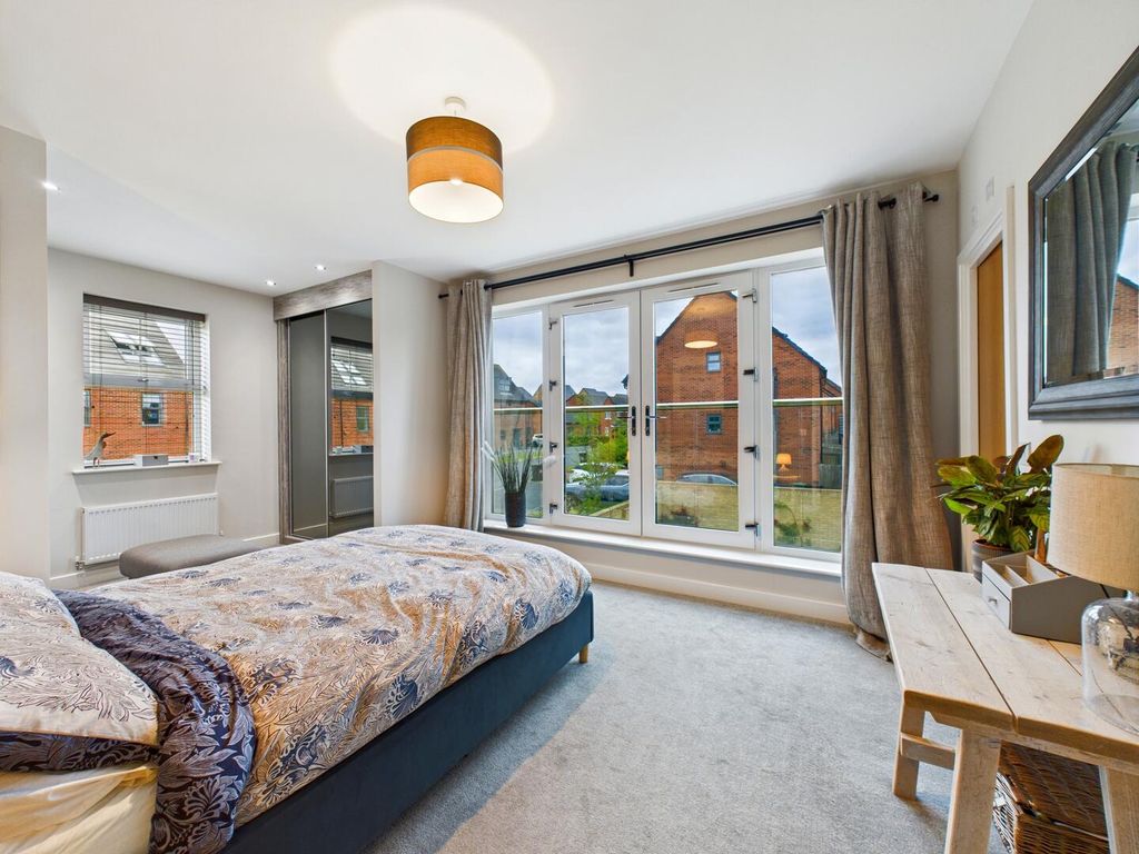 Additional image 5 of 4 bed property for saleHaydock Avenue, Castleford WF10
