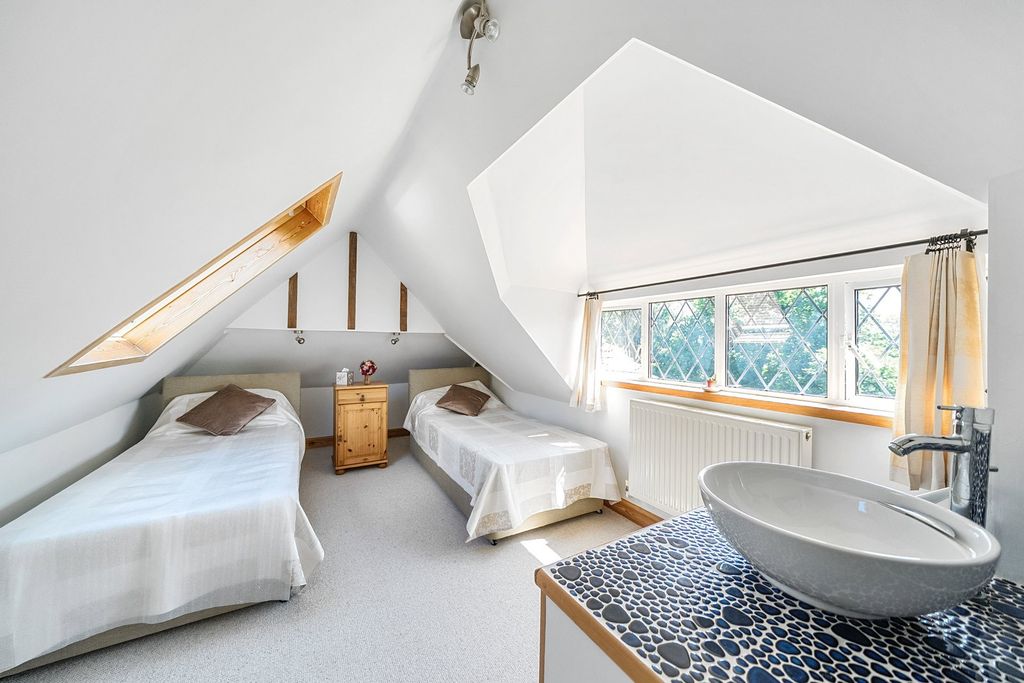 Additional image 17 of 4 bed detached house for saleDome Hill Peak, Caterham CR3