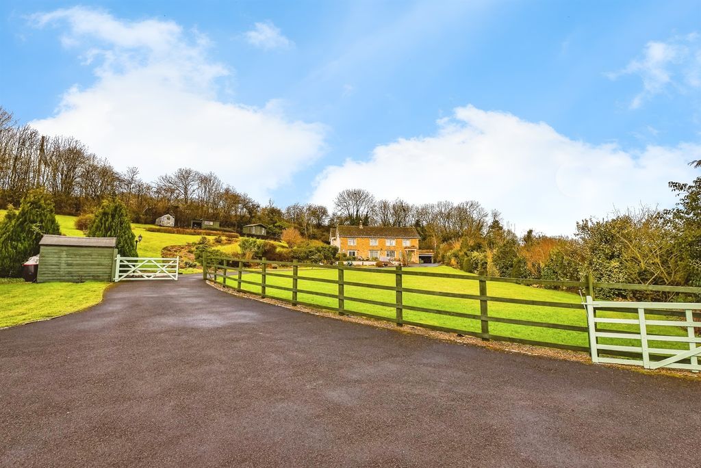 Additional image 22 of 14 bed detached house for saleLacock Road, Patterdown, Chippenham SN15