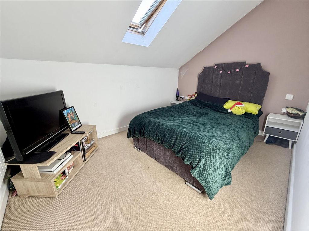 Additional image 7 of 2 bed flat for saleChapel Lane, Kippax, Leeds LS25