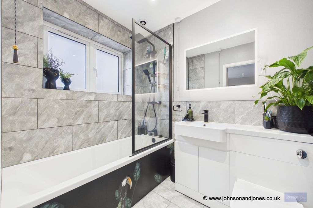 Additional image 7 of 4 bed detached house for saleLittle Green Lane, Chertsey KT16
