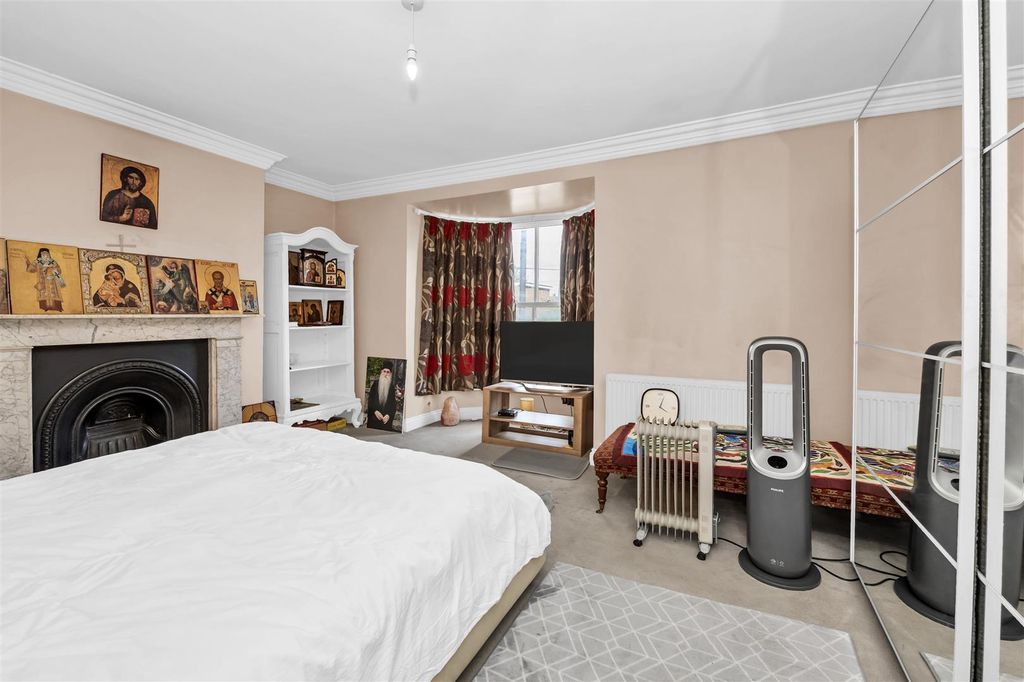 Additional image 8 of 4 bed town house for saleSt. Andrews Street North, Bury St Edmunds IP33