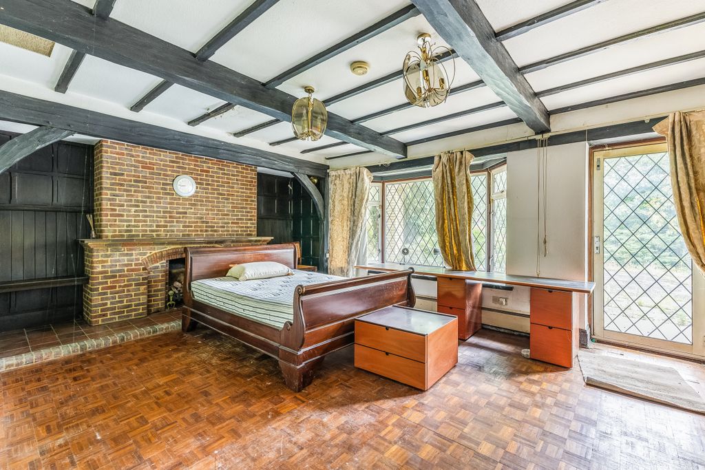 Additional image 19 of 7 bed detached house for saleRuxbury Road, Chertsey KT16