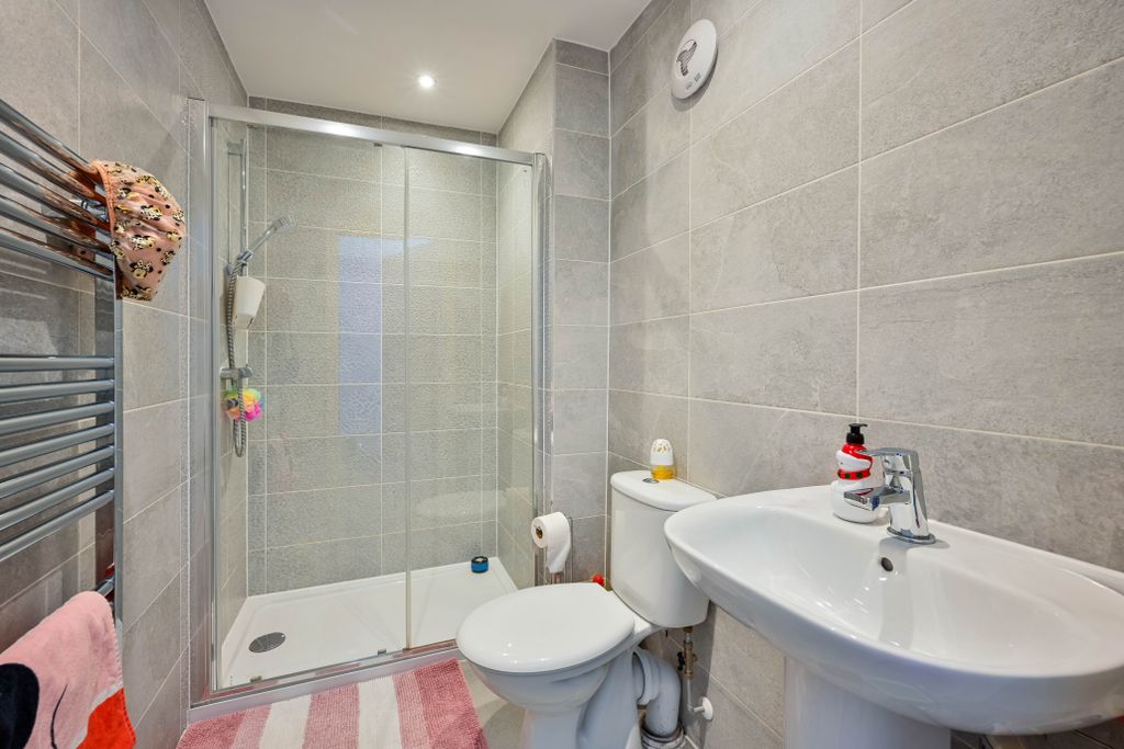 Additional image 14 of 5 bed detached house for saleKing Road, Burton-On-Trent DE13