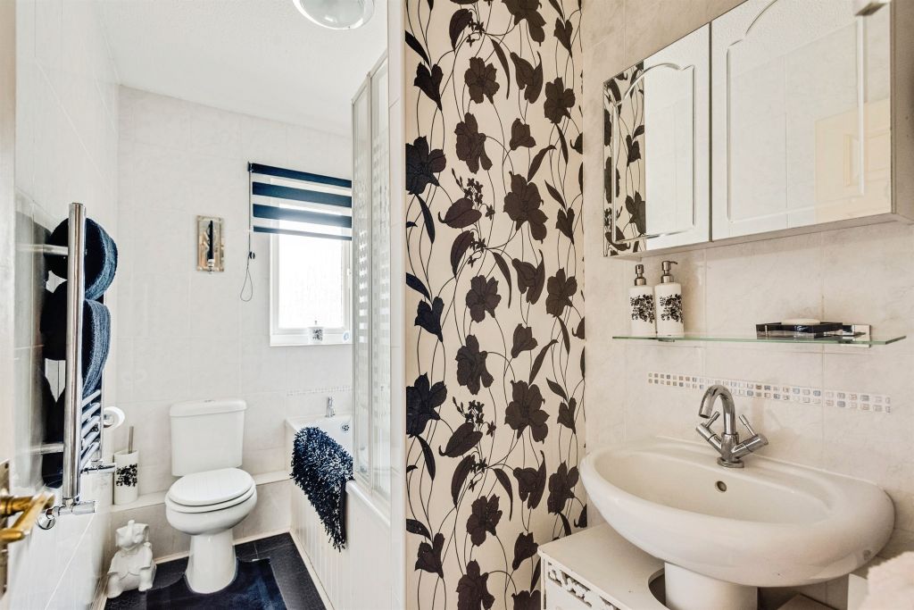 Additional image 11 of 4 bed link detached house for saleThe Maples, Carterton OX18