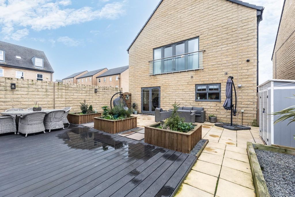 Additional image 15 of 4 bed detached house for salePlumpton Crescent, Castleford WF10