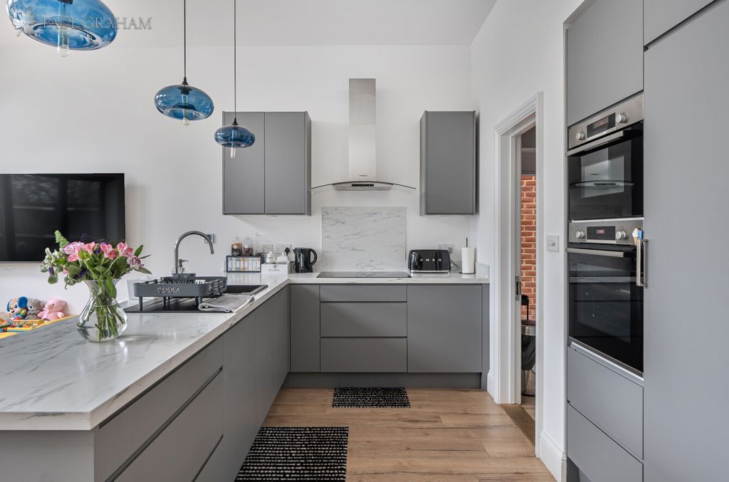 Additional image 4 of 4 bed semi-detached house for saleTalbot Road, Carshalton SM5