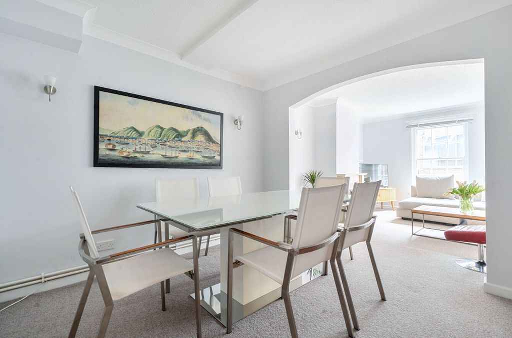 Additional image 3 of 3 bed flat for saleChapel Street, Chichester PO19