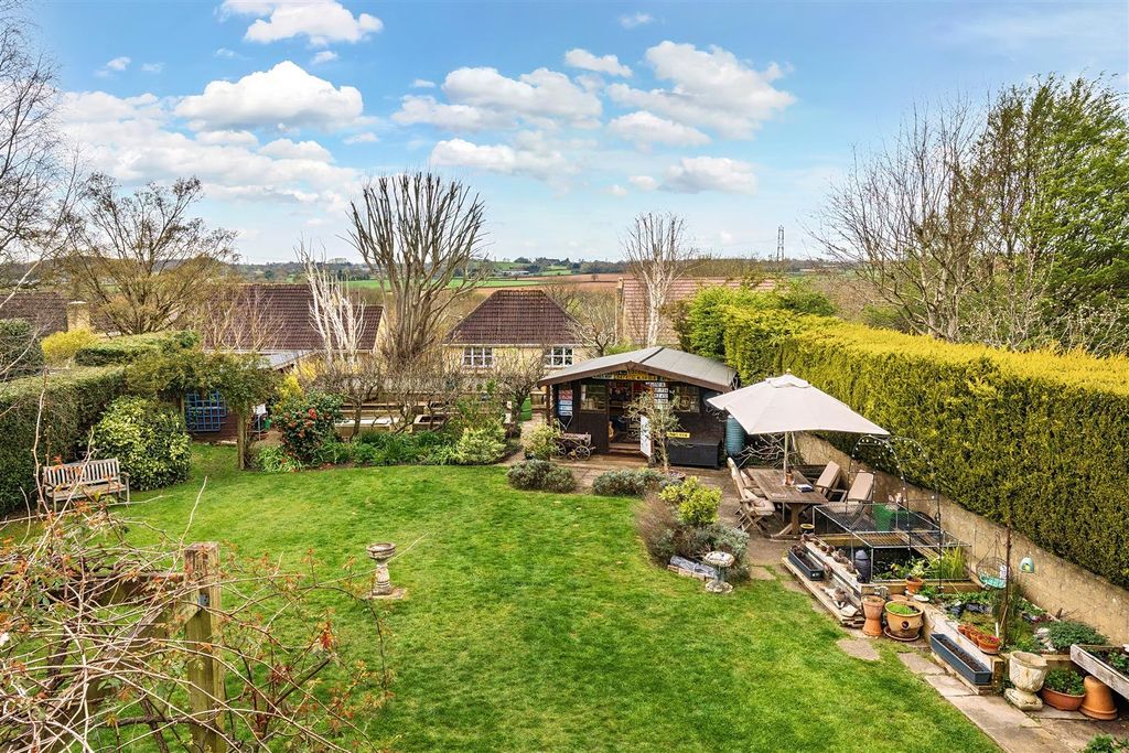 Additional image 21 of 5 bed detached house for saleHardenhuish Lane, Chippenham SN14