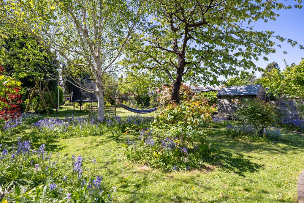 Additional image 33 of 4 bed semi-detached house for saleWhyke Road, Chichester PO19