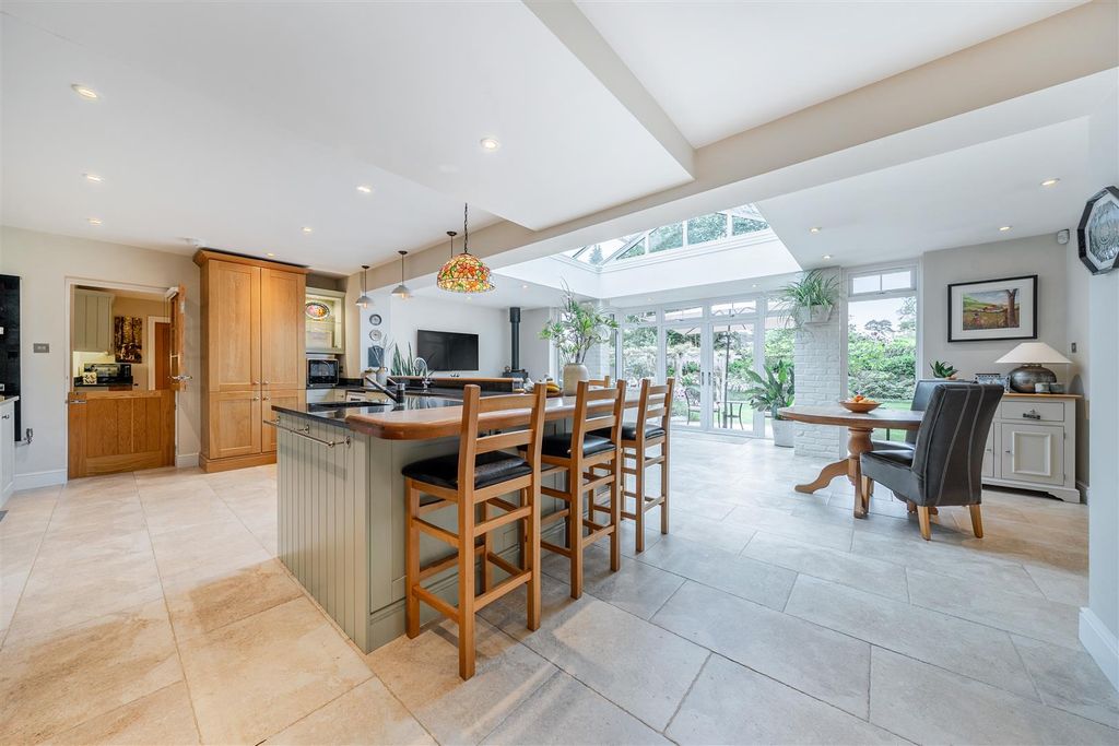 Additional image 8 of 6 bed detached house for saleCrawley Ridge, Camberley, Surrey GU15