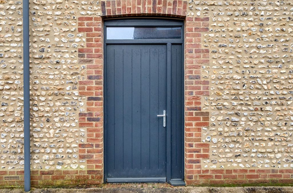 Additional image 19 of 3 bed flat for saleBroakes Road, Chichester PO19