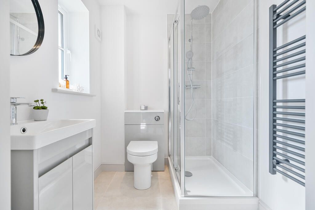 Additional image 7 of 2 bed flat for saleGladstone Road, Chippenham SN15