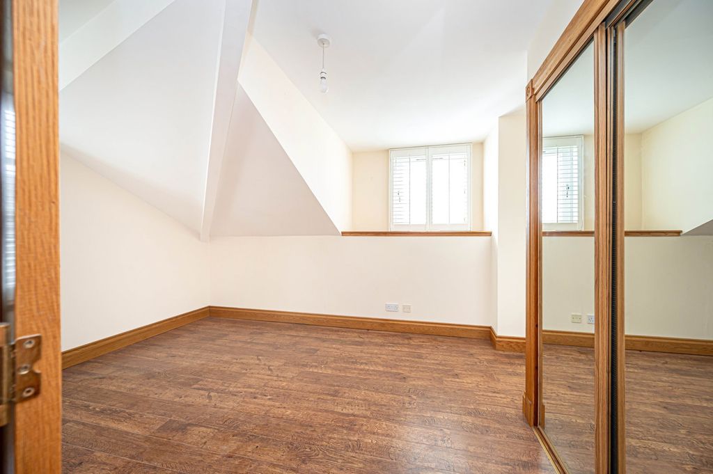 Additional image 11 of 2 bed flat for saleEast Fergus Place, Kirkcaldy KY1