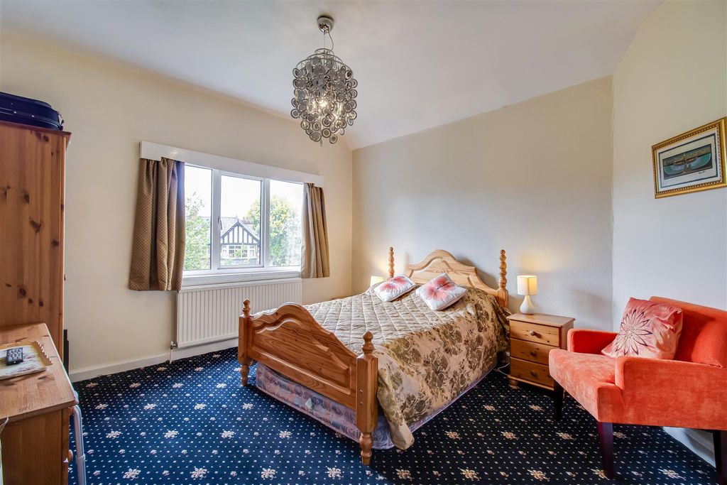 Additional image 15 of 5 bed detached house for saleFerrybridge Road, Castleford WF10