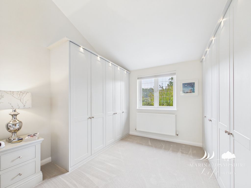 Additional image 23 of 4 bed detached house for saleDunstan Close, Chichester PO19