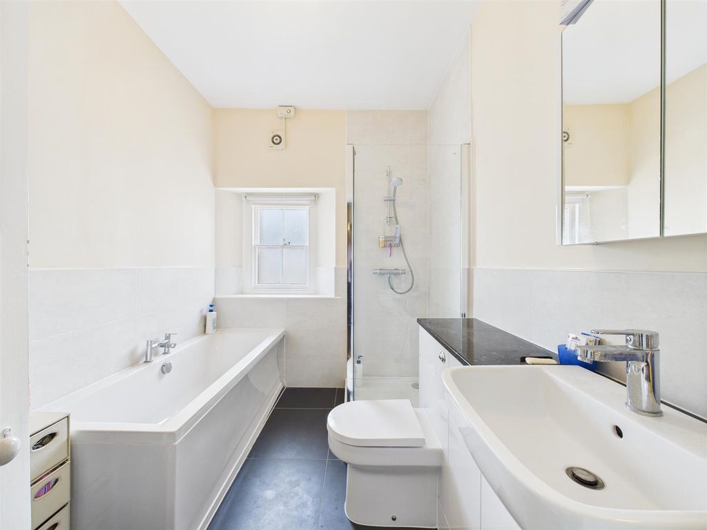 Additional image 8 of 2 bed flat for saleThe Paddocks, Chippenham SN15