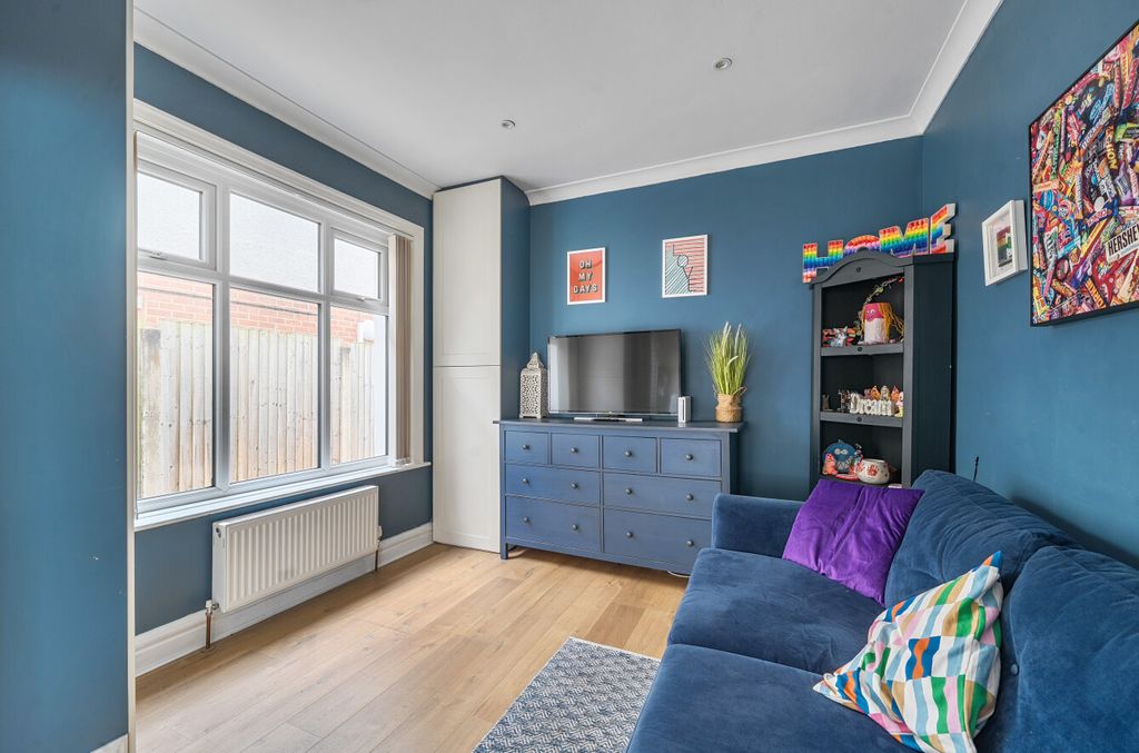 Additional image 4 of 4 bed detached house for saleManor Road, Christchurch BH23