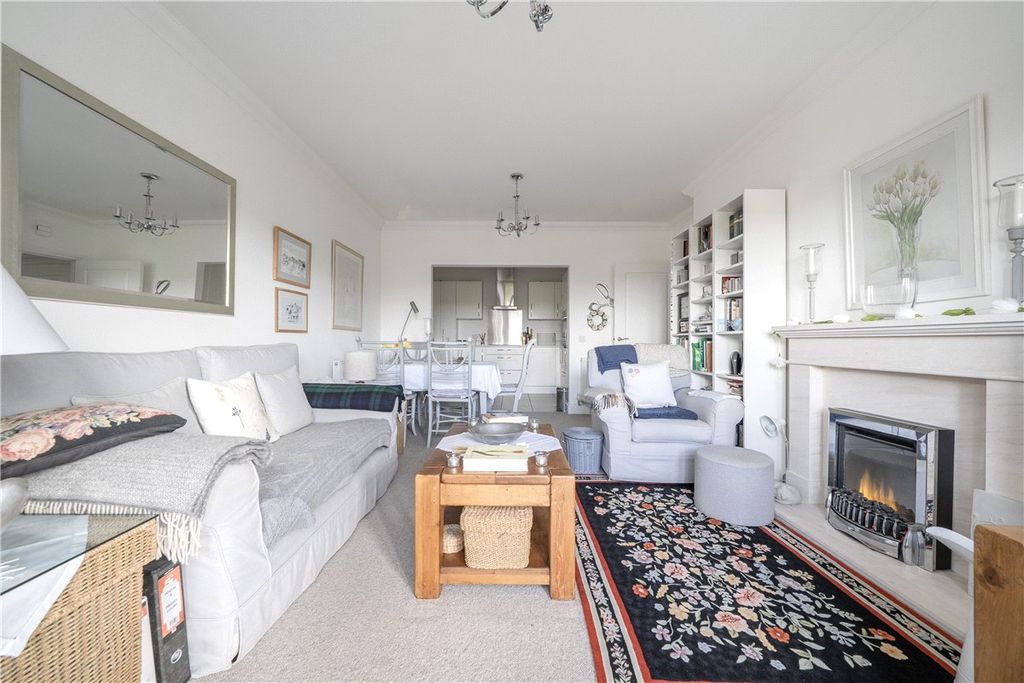 Additional image 5 of 2 bed flat for salePriory Court, Marlborough, Wiltshire SN8