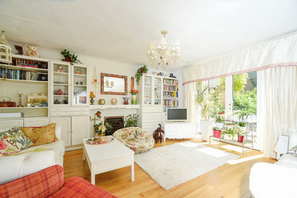 Additional image 2 of 5 bed detached house for saleHazel Copse, Chippenham SN14